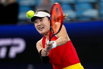 worldcup-网球联合杯-中国0-3加拿大 朱琳遭逆张之臻开局被破发