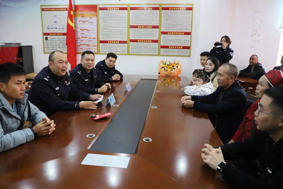 世界杯规则-走失33年！广东网球教练返回贵州认亲：曾以为此生无缘再见父母