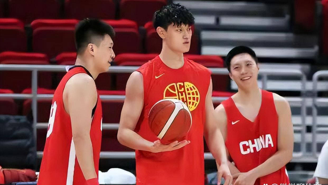 世界杯-世界杯亚洲区预选赛：中国男篮对决韩国，齐心协力争取开门红