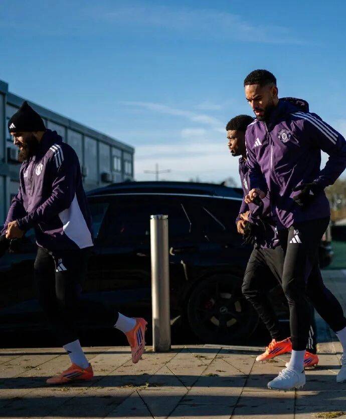 世界杯竞猜-新闻｜竞争对手相继受阻(zǔ)，曼联需把握好机会！